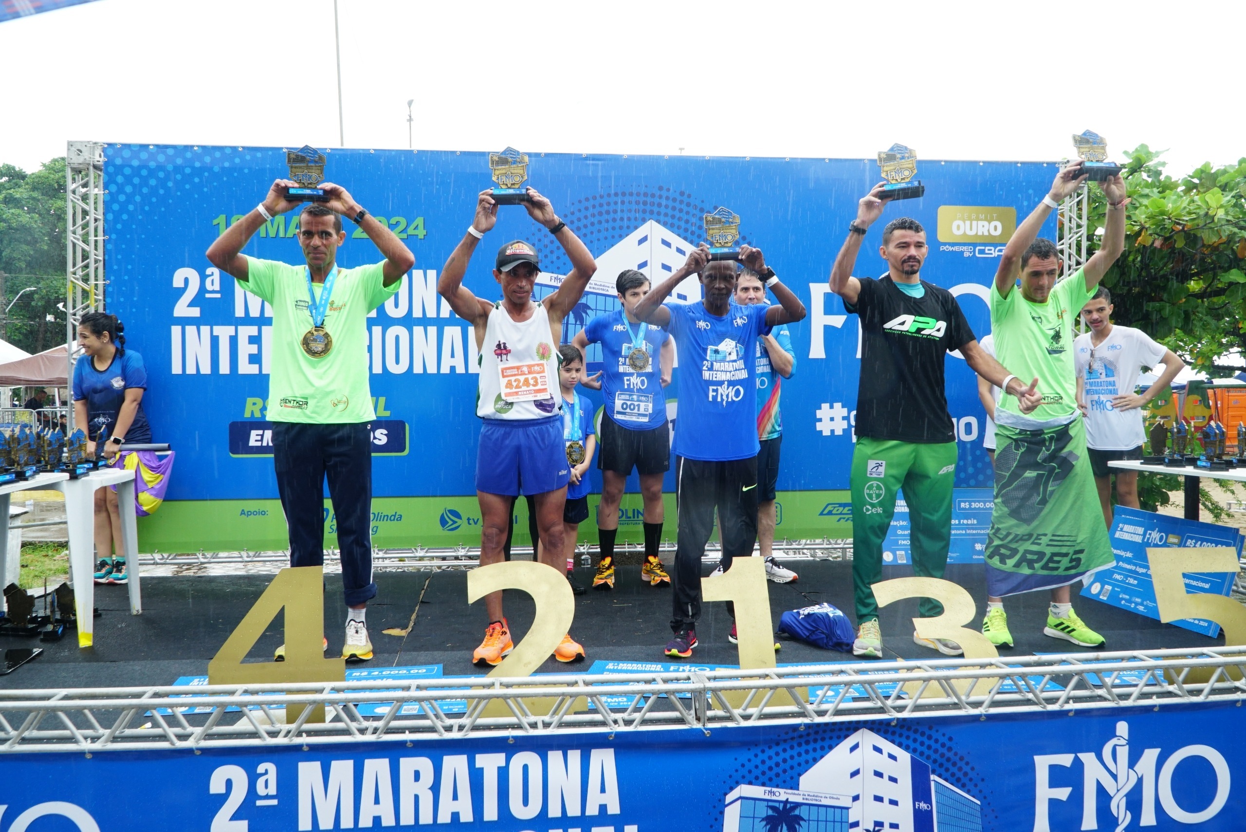 Atleta de Uganda e queniana vencem Maratona Internacional FMO