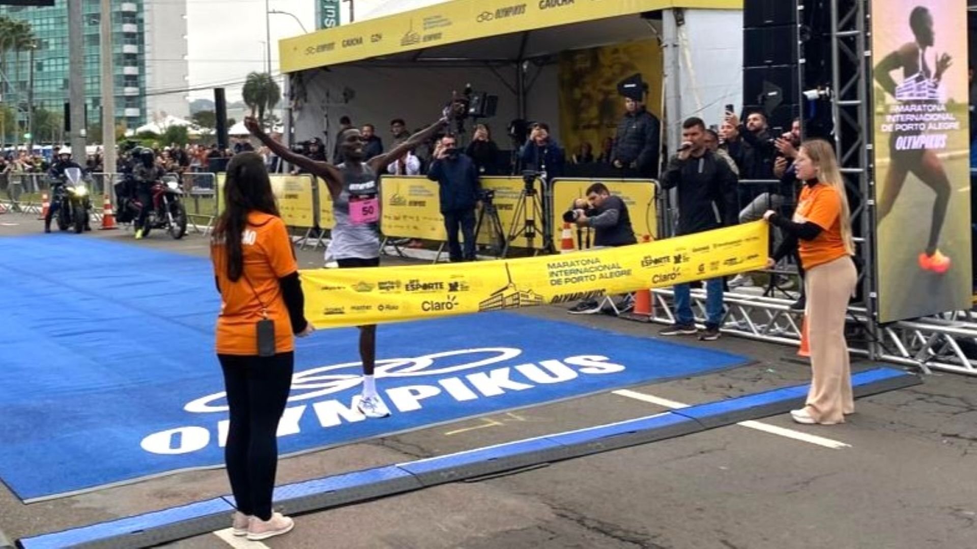 Africanos vencem a 41ª Maratona Internacional de Porto Alegre com recordes