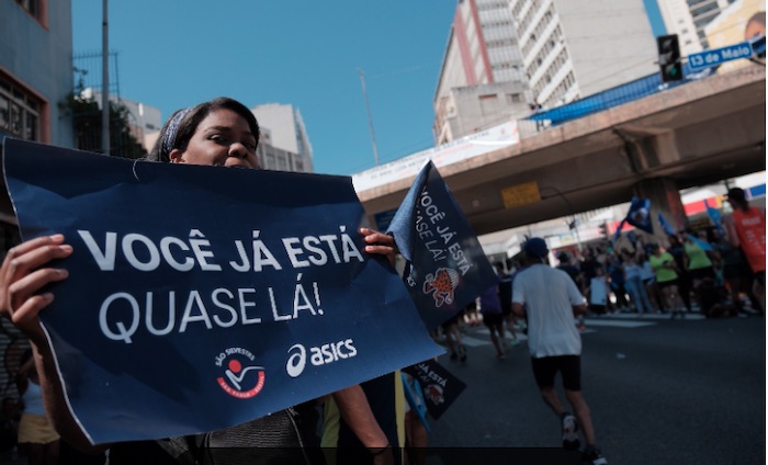 acoes_asics_quasela.jpg