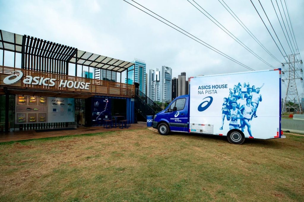 asics_house_napista-1024x683.jpg