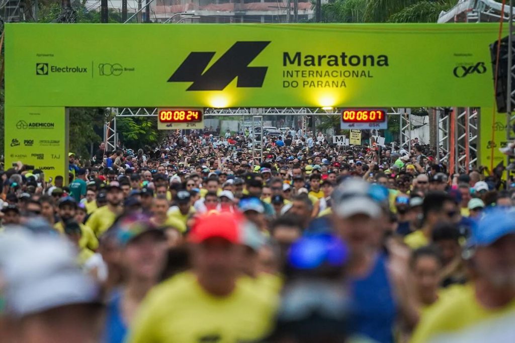 José Márcio Leão e Franciane Moura vencem a 1ª Maratona Internacional do Paraná